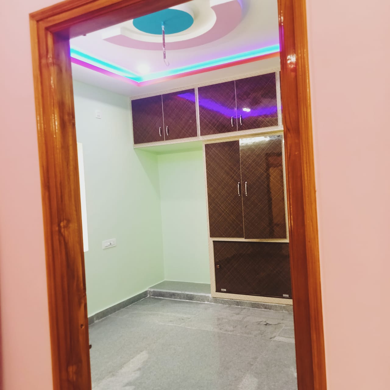 Additional Listing Image