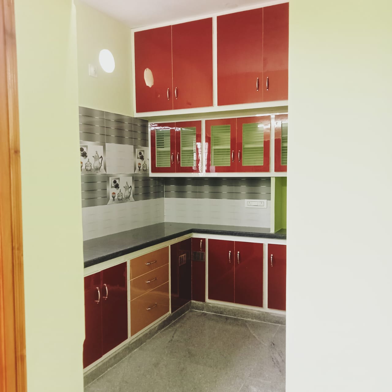 Additional Listing Image