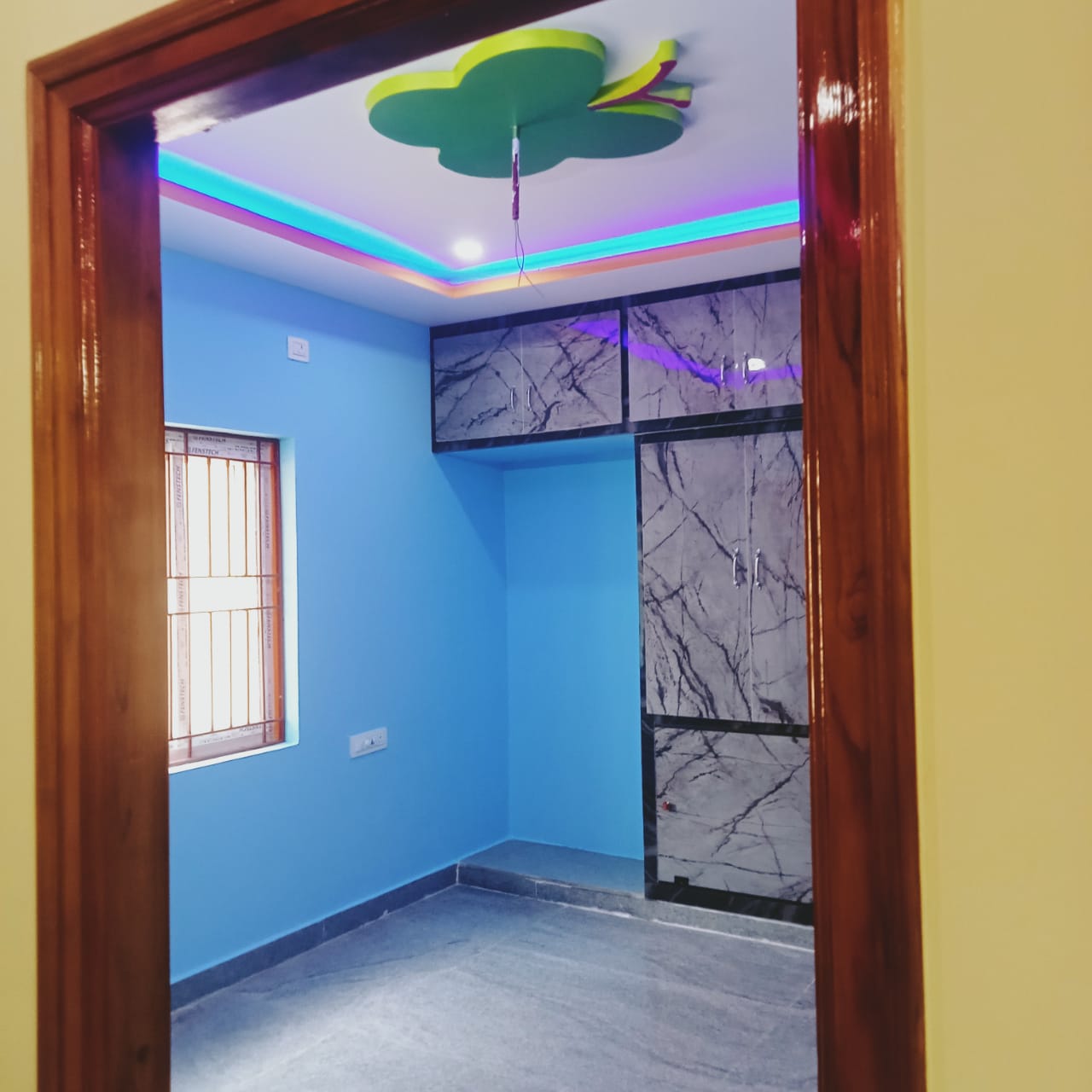 Additional Listing Image